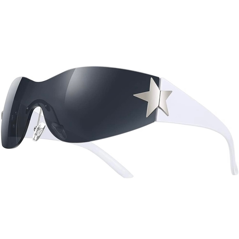 New festival/y2k inspired sunglasses with case.